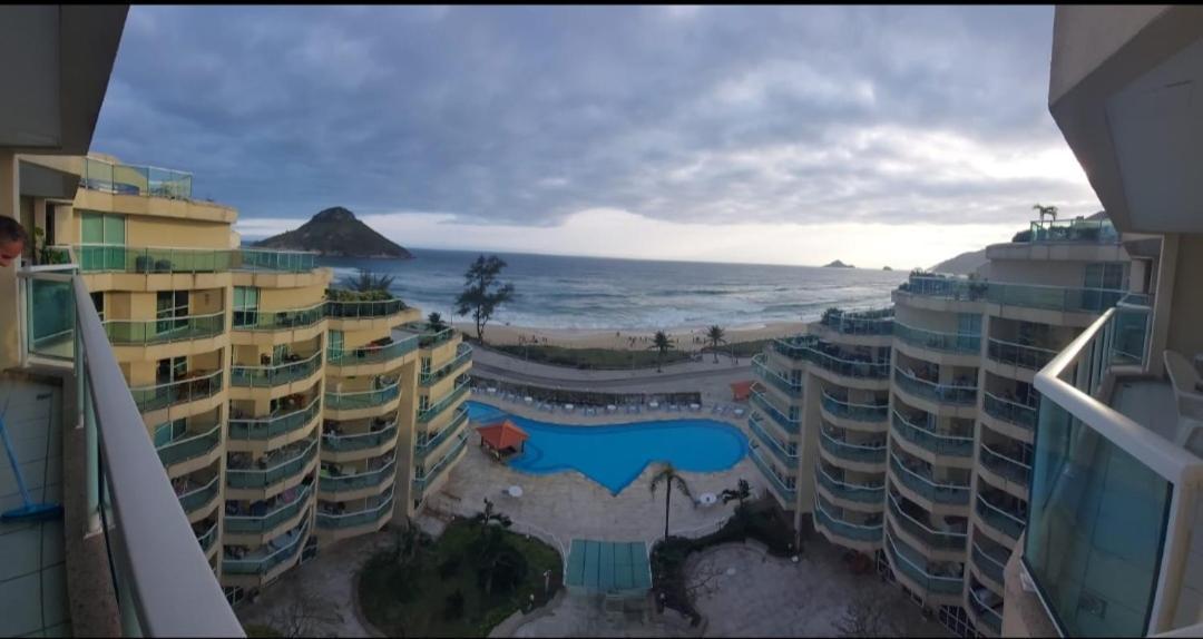 Frente Mar Apartemen *